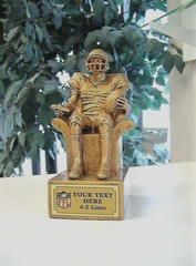 FANTASY FOOTBALL TROPHY AWARD ARMCHAIR QUARTERBACK- FREE LETTERING P*55226GS ^