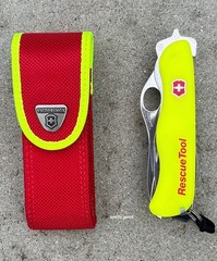 Victorinox Rescue Tool Glow In the Dark Yellow Swiss Army knife, 0.8623.MWN, NIB