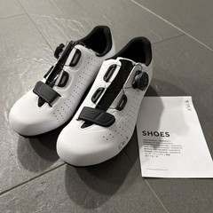Fizik Tempo Overcurve R5 Size 39 US 6 3/4 White New