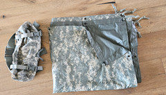 USGI Army Military Reversible Field Tarp Ground Tarpaulin 91 x 81 VGC with pack!