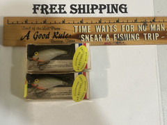 LOT OF 2 Rebel Shallow R SMALL F9748 Crankbait Lure NOS Vintage USA TACKLE FIND