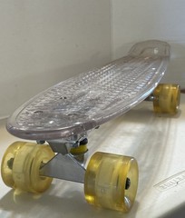 22 in Clear Acrylic Multi color light up Wheels Skate Board (R)