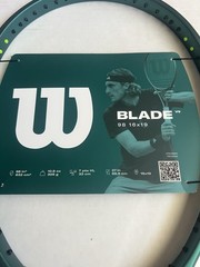 wilson blade 98 v9 16×19 4 1/8 New