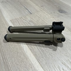 Magpul MAG941-FDE Bipod for M-1913 Picatinny – Flat Dark Earth