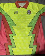 Jorge Campos Mexico 1994 Jersey #9 Retro Goalkeeper Soccer Shirt Neon Green Pink