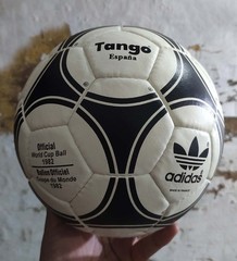 Adidas Tango Espana FIFA World Cup 1982 Spain Soccer Match Leather Ball Size 5