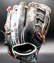 Rawlings Japan Heart of the Hide Glove RHT 11.5 All Positions Black/Pink Limited