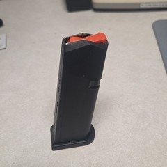 OEM GLOCK 19 10RD MAGAZINE 9MM