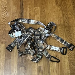 Cabelas Nylon Camo Hunting Tree Stand Safety Adjustable Fall Arrest Harness