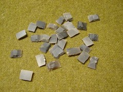 FLINTS English hand knapped, SMALL, (27) Track of the Wolf P/N Flint-Eng-4