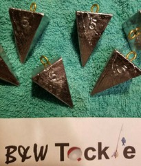 25 (twenty five) 5 OZ PYRAMID SINKERS LEAD FISHING WEIGHTS FREE SHIPPING