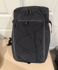 ULA Equipment ULA Dragonfly V50 Black 30 L Hiking Backpack Zip Closure