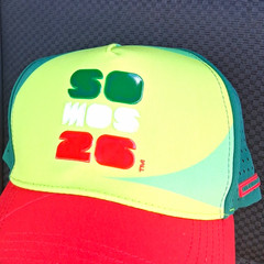 FIFA World Cup 26 Soccer Mesh Snapback Cap Hat Green Red Yellow «SO WOS 26»