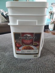 Emergency Food Supply Depot Variety Bucket Entrees 100 SERVINGS New