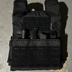 Spiritus Systems LV119 Large Black, Shaw Concepts Shoulder Pads + MKV Placard