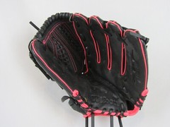 Wilson Flash Fastpitch Softball Glove-Black/Pink-12”-RHT-Model A04RF1612-EUC