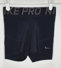 Nike Pro Dri-Fit Women’s XS running shorts Fitted Elastic 22″ Waist Solid Black