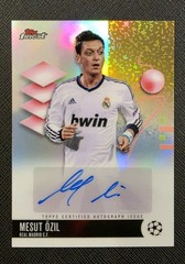 2025-26 Topps Finest UCC MESUT ÖZIL Autograph Holo (#BA-OZ) Real Madrid