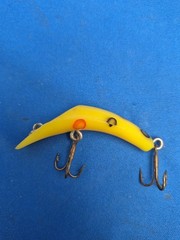 Black and Red Spots On Yellow Lazy IKE
