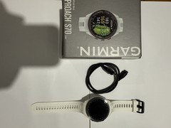 Garmin Approach S70 42mm White Ceramic Golf GPS Watch – Excellent Condition