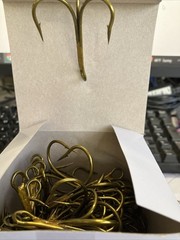 8/0 treble hooks Bronze 36 per pack