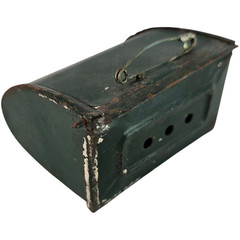 Vintage Falls City Green Metal Bait Box Safety Pin Fishing Worms Crickets