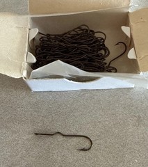 Vtg Mustad Round Long Shank Fishing Hooks Lot Of 1000 Made Norway Limerick Sz 10