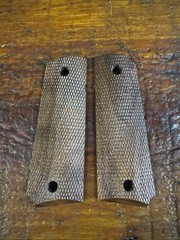 Reproduction Grips For Colt 1911 Government Model Post War National Match Grips.