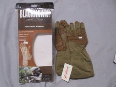 New! BLACKHAWK FURY with NOMEX FR Combat Gloves Coyote Tan extended gauntlet