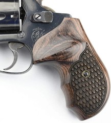 Altamont – S&W J Round Revolver Grips – Bateleur – Real Wood Gun Grips fit Smith