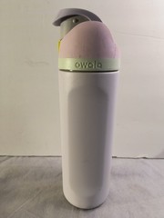 Owala 32 fl oz Pink Water Bottle