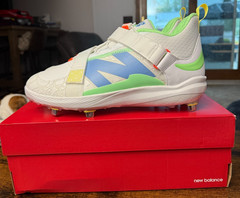 New Balance Men’s FuelCell Lindor 2 Metal Baseball Cleats Multi Color 12.5 NEW