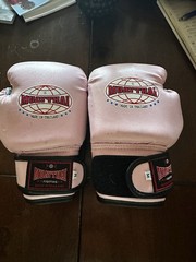 Muay Thai Boxing Gloves Kids Size Medium Pink Made In Thailand