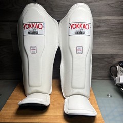 YOKKAO Medium White Shin Guard . Hand Made Thailand Kick Boxing