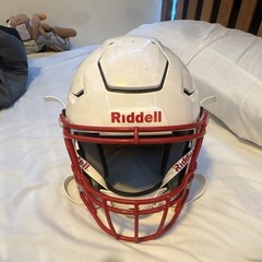Riddell SpeedFlex Full Face Football Helmet White/Red Facemask Large,size small