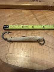 Vintage 3.75” Unknown Bone Tuna Jig Ocean Saltwater Surface Trolling Lure Hook