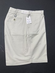 NWT MEN’S PETER MILLAR SOFT TOUCH TWILL SHORTS, SIZE: 40, COLOR: STONE (M9.23)