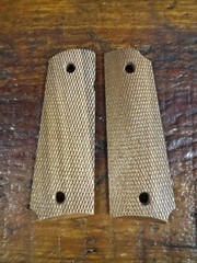 Reproduction Grips For Colt 1911 Government Model Post War National Match Grips.