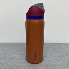 Owala FreeSip 32 fl oz Water Bottle Reusable Screw-On Lid w/ Straw