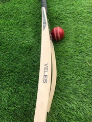 Custom Made VELES SPORTS Tennis bat and ball Grade-1 (NATURED IN INDIA)
