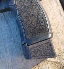 Sig Sauer P365 X Macro To XL Magazine Base Plate 17rd Adapter Textured Pattern