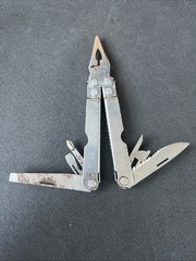 SOG PowerLock Multi-Tool Pocket Knife Pliers Serrated 🔥