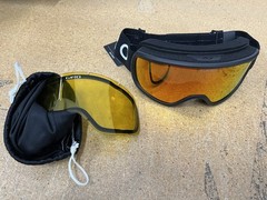 Giro Roam Adult Snow Goggle – Black Core Strap with Amber Scarlet/Yellow Lenses