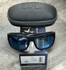 New Salt Life Bahia Matte Black Mirror Blue Glass Lens MSRP $229 Salty SALE