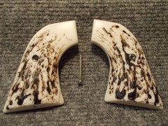 Custom Grips Ruger Vaquero/Blackhawk (Fits Frame Lock Model ONLY) Faux Dark Stag