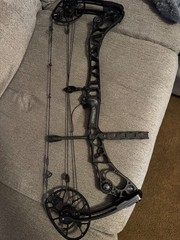 matthews halon 32 6.. 28in draw… 70lb draw weight left handed