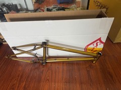 S&M BIKES RAMBLER FRAME BIG LINCOLN DOG PISS 22 TRANS GOLD 22″ CCR BMX CREDENCE
