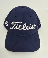 Titleist Pro V1 Fitted Golf Hat Cap Blue Unisex Adults Embroidered Logo 7 1/4