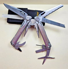 Leatherman Wave + Plus Multi-Tool 18 in 1, Great Condition with Sheath