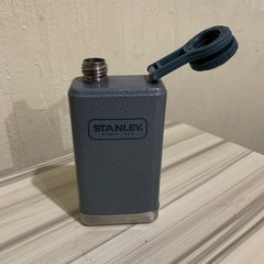 Stanley Classic Pocket Flask 5oz Green Hammertone Stainless Steel Leakproof